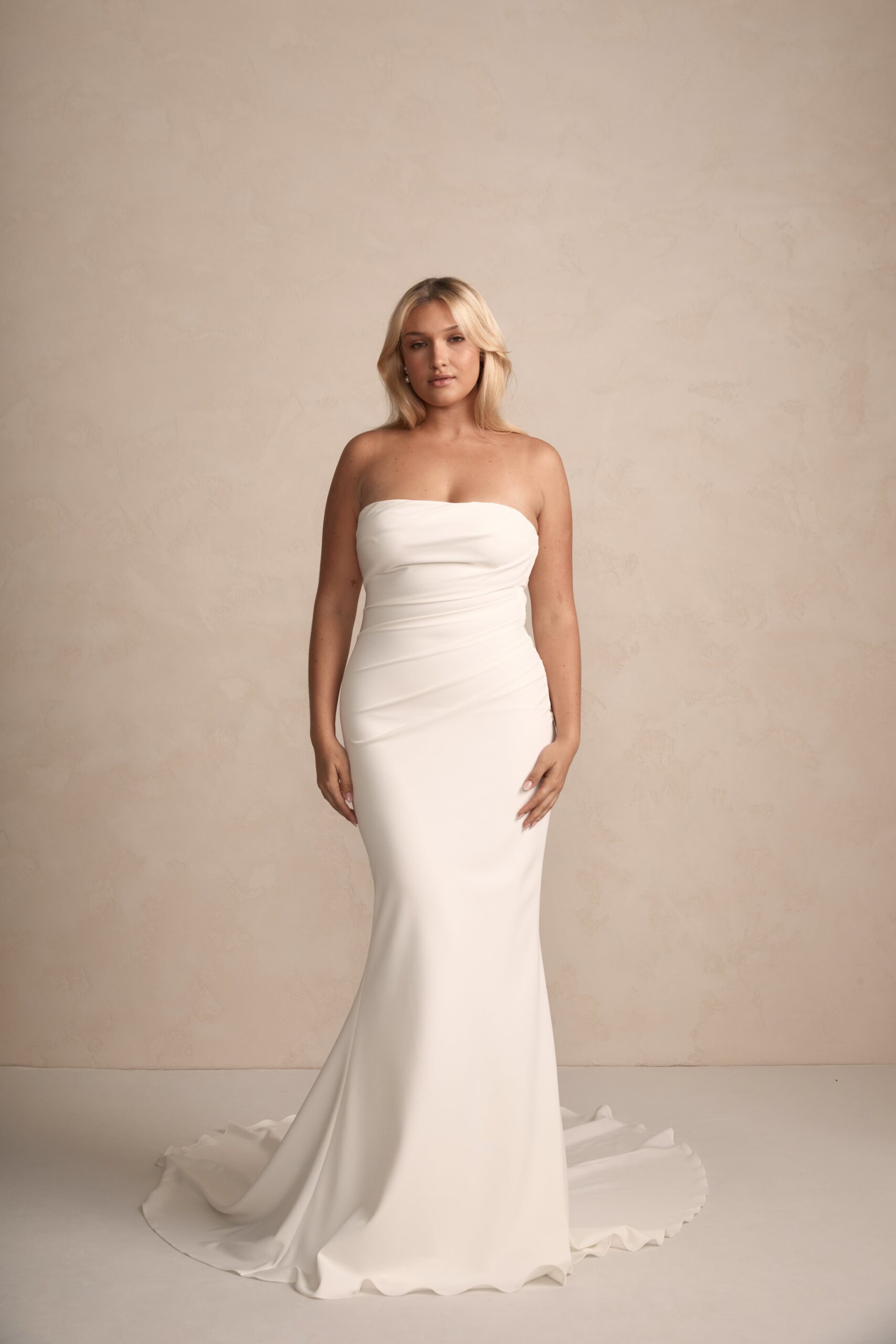 _sawyer-wedding-dress-made-with-love-bridal-jas-128-min